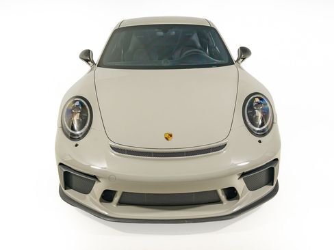 Used 2018 Porsche 911 GT3 RWD image 5