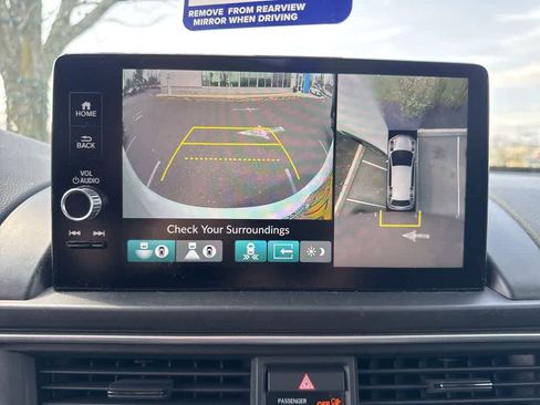 Used 2023 Honda Pilot Elite image 15