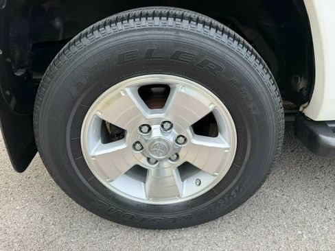 Used 2005 Toyota 4Runner Limited AWD/4WD image 17