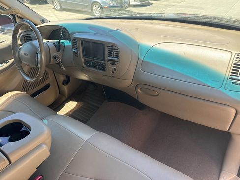 Used 2000 Ford F150 XL image 15