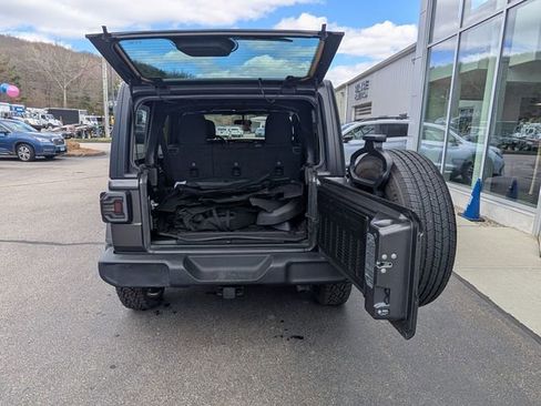 Used 2021 Jeep Wrangler Unlimited Sport AWD/4WD image 25