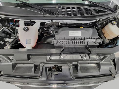 Used 2024 Chevrolet Express 2500 w/ Driver Convenience Package image 8