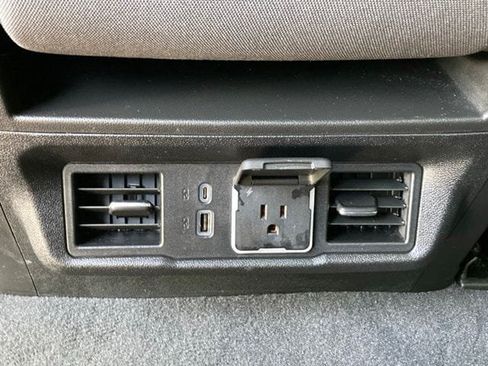 Used 2024 Chevrolet Silverado 1500 LT AWD/4WD image 19