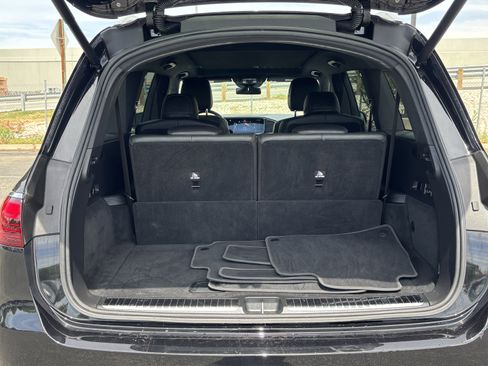 Used 2025 Mercedes-Benz GLS 450 4MATIC image 15