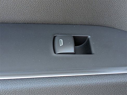 New 2026 GMC Sierra 1500 SLE w/ Preferred Package image 28