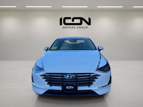 Used 2021 Hyundai Sonata SE image 2