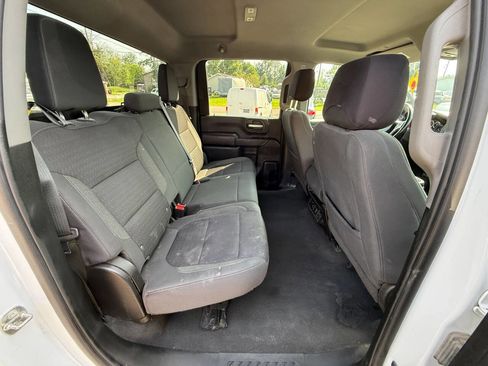 Used 2022 Chevrolet Silverado 3500 LT w/ Convenience Package image 21