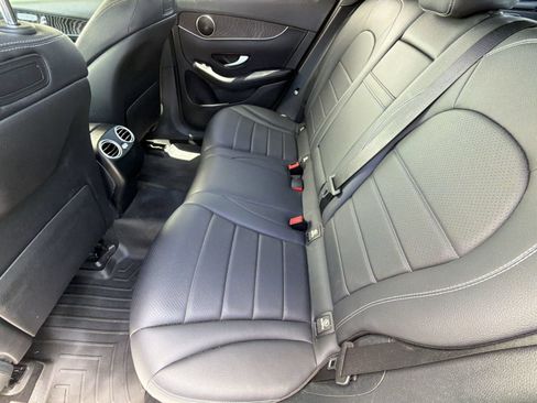 Used 2018 Mercedes-Benz GLC 300 image 23