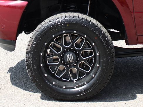 Used 2018 RAM 3500 Big Horn w/ Sport Appearance Group image 40