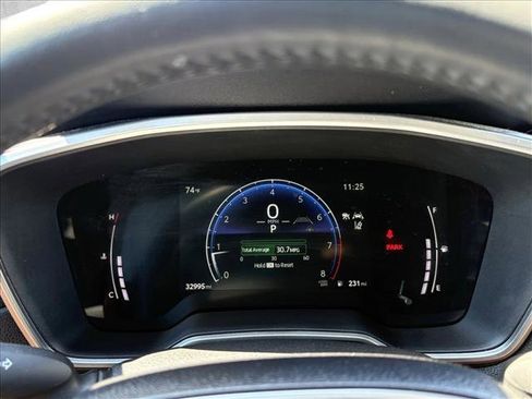 Certified 2025 Toyota Corolla Cross XLE FWD image 12
