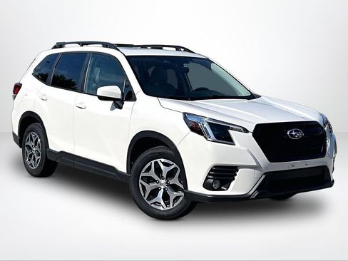 Used 2023 Subaru Forester Premium AWD/4WD image 13