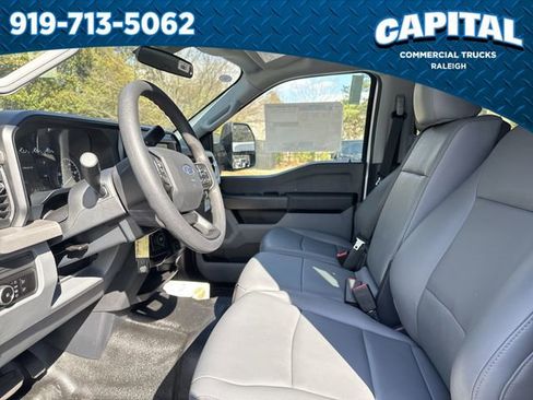 New 2025 Ford F450 XL image 18