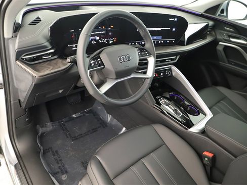 New 2025 Audi Q5 2.0T Premium Plus image 15