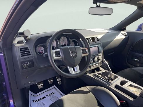 Used 2014 Dodge Challenger R/T image 20