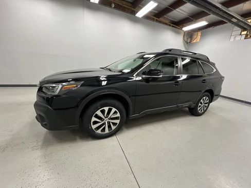 Used 2021 Subaru Outback Premium AWD/4WD image 5