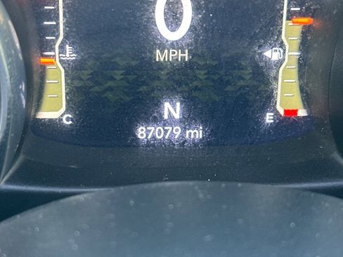 Used 2020 Jeep Wrangler Unlimited Sahara image 42