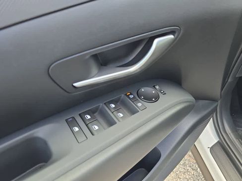 New 2026 Hyundai Tucson SE FWD image 17