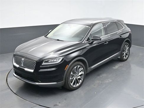 Used 2022 Lincoln Nautilus Reserve w/ Equipment Group 201A image 40