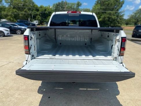 Used 2024 Nissan Frontier PRO-4X w/ Technology Package AWD/4WD image 10