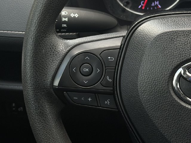 Used 2019 Toyota RAV4 LE AWD/4WD image 14