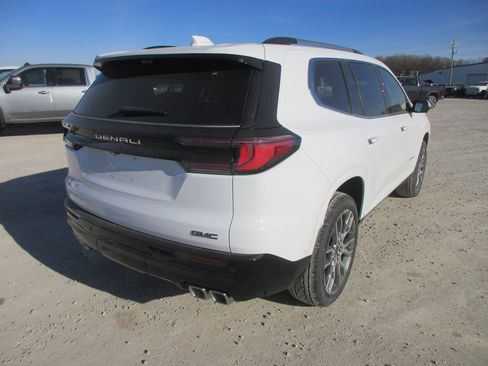 New 2026 GMC Acadia Denali Ultimate image 5