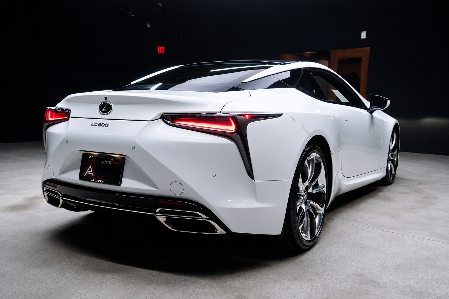 Used 2018 Lexus LC 500 Coupe RWD image 7