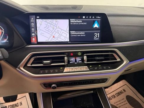Used 2022 BMW X5 xDrive40i w/ M Sport Package AWD/4WD image 40