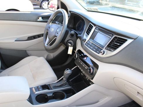 Used 2016 Hyundai Tucson SE w/ Option Group 02 image 12