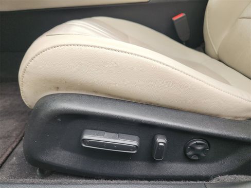 Certified 2018 Honda Accord Touring image 23