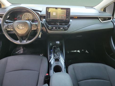 Used 2022 Toyota Corolla LE FWD image 8
