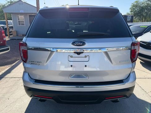 Used 2018 Ford Explorer Limited FWD image 8