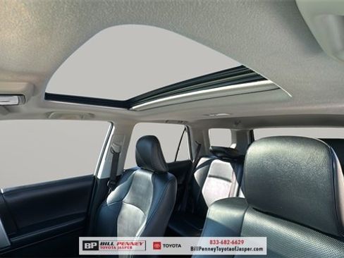 Used 2018 Toyota 4Runner Limited image 12