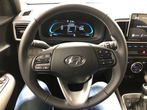 New 2026 Hyundai Venue SEL FWD image 24