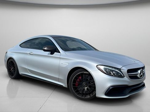 Used 2018 Mercedes-Benz C 63 AMG S image 2