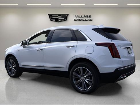 New 2025 Cadillac XT5 Premium Luxury image 3