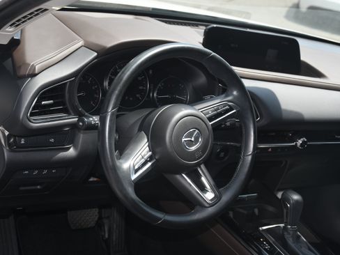 Used 2023 MAZDA CX-30 AWD 2.5 S w/ Premium Package image 9