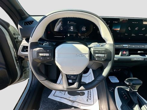 New 2026 Kia K4 GT-Line image 11