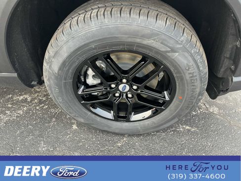 New 2026 Ford Explorer Active image 37