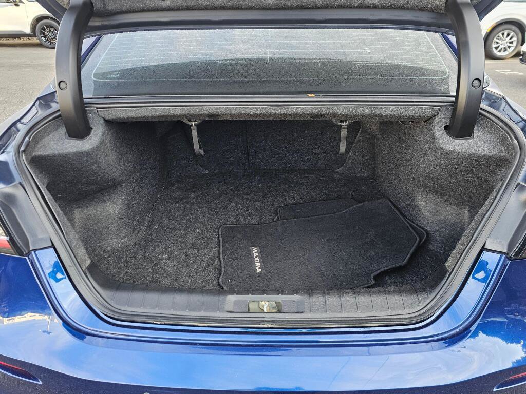 Used 2023 Nissan Maxima SR FWD image 17