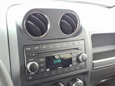 Used 2017 Jeep Patriot Sport w/ Power Value Group image 9