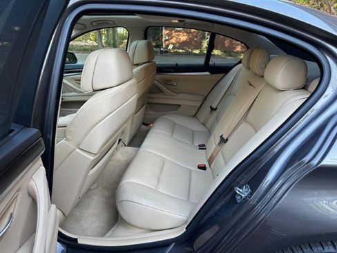 Used 2011 BMW 535i Sedan image 18