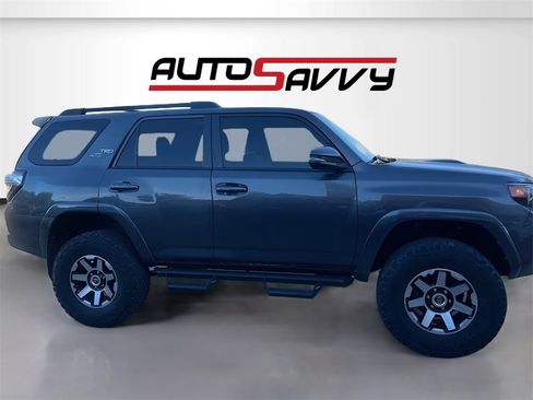 Used 2020 Toyota 4Runner TRD Off-Road Premium image 8