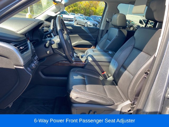 Used 2019 Chevrolet Suburban LT w/ LT Signature Package AWD/4WD image 17