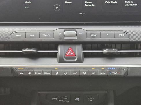 New 2025 Kia K4 LXS image 14