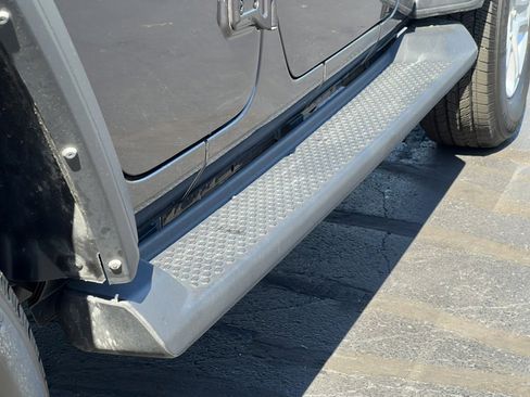 Used 2022 Jeep Wrangler Unlimited Sport S image 8