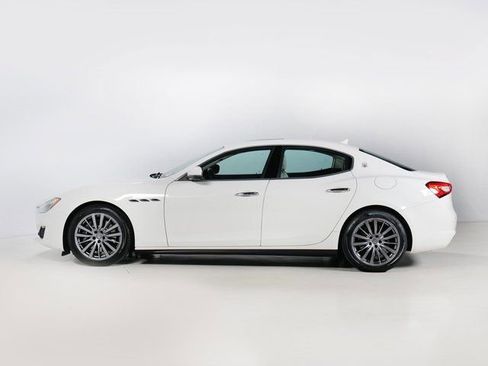 Used 2020 Maserati Ghibli S Q4 AWD/4WD image 2