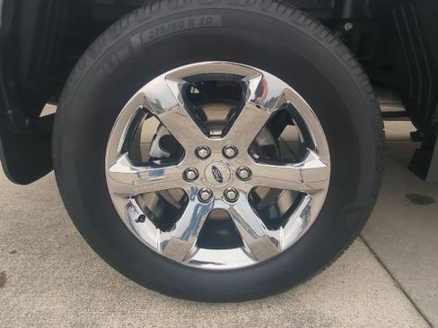 Used 2021 Ford F150 XLT w/ Equipment Group 302A High AWD/4WD image 9