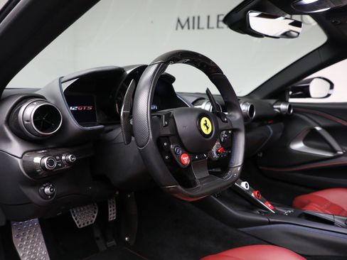 Certified 2022 Ferrari 812 GTS image 13