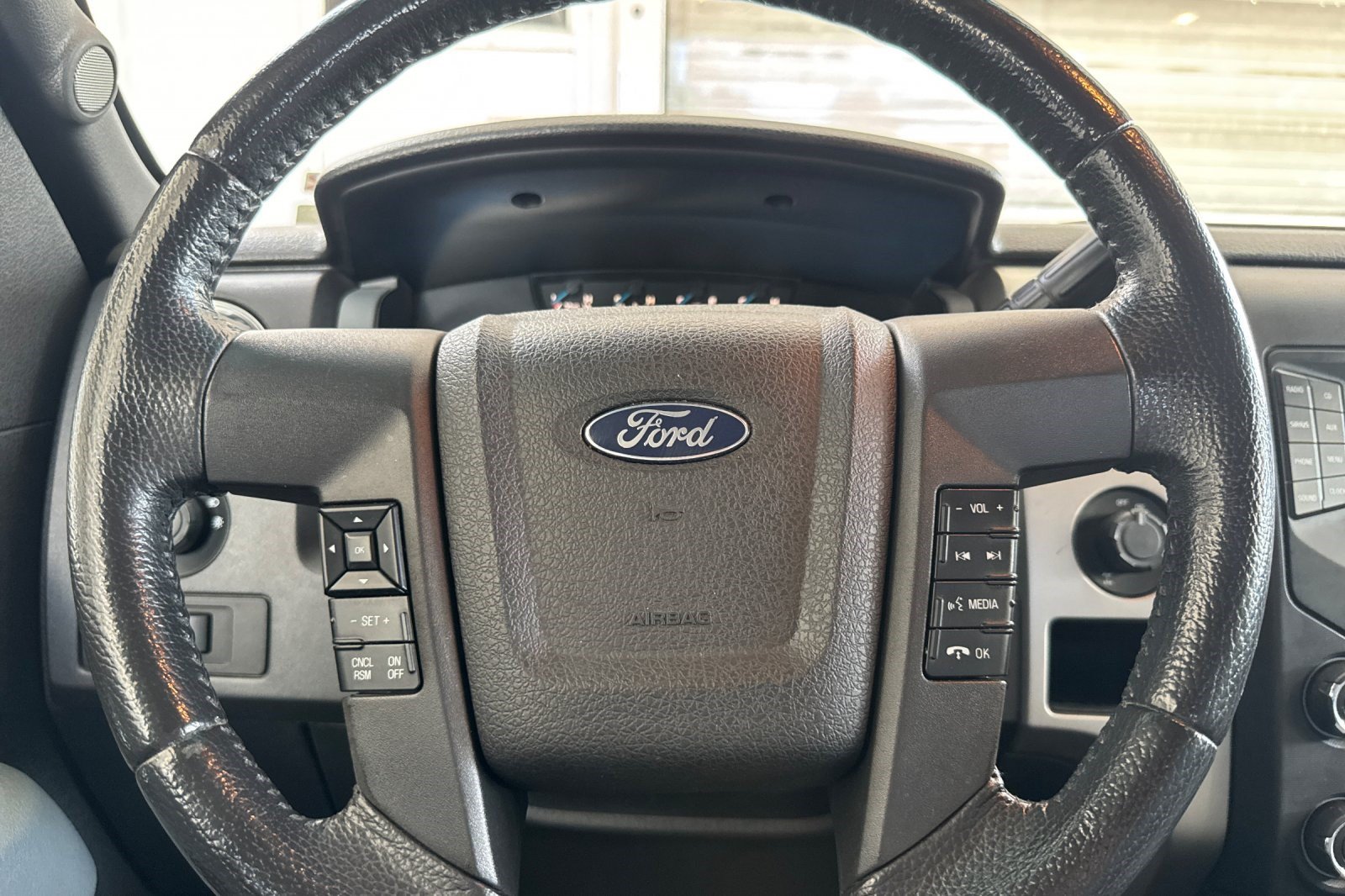 Used 2013 Ford F150 XLT w/ XLT Chrome Pkg RWD image 26