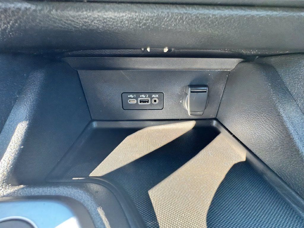 Used 2023 Nissan Sentra SV w/ All-Weather Package FWD image 14